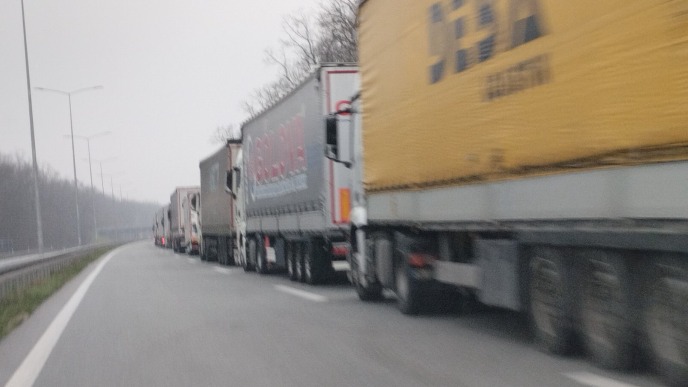 Na Batrovcima četiri sata